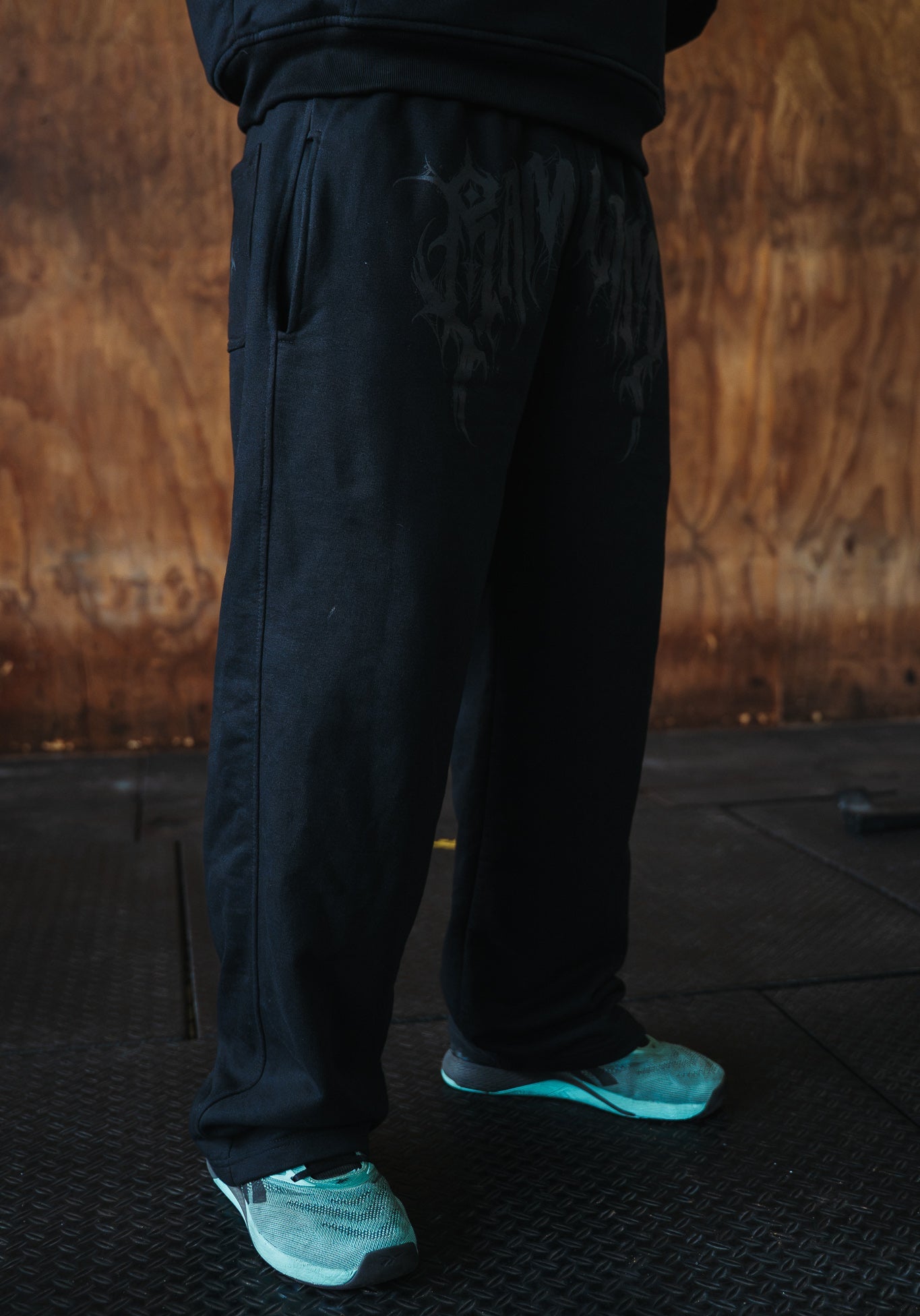 Pantalón buzo baggy fit RL All black