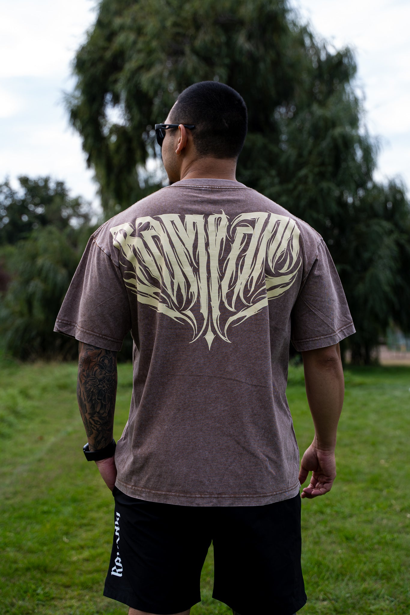 Polera oversize Brown RAW