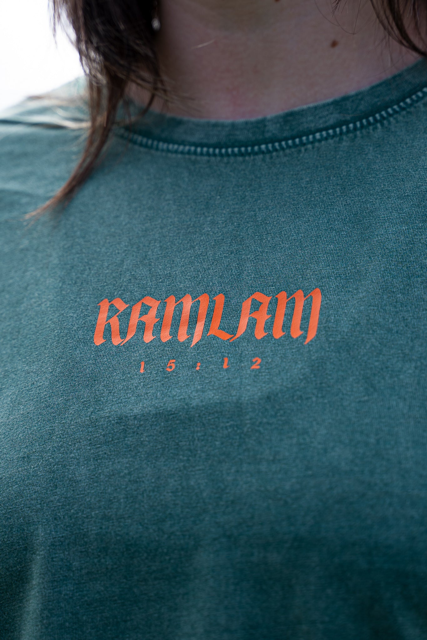 Polera crop regular acidwash Green