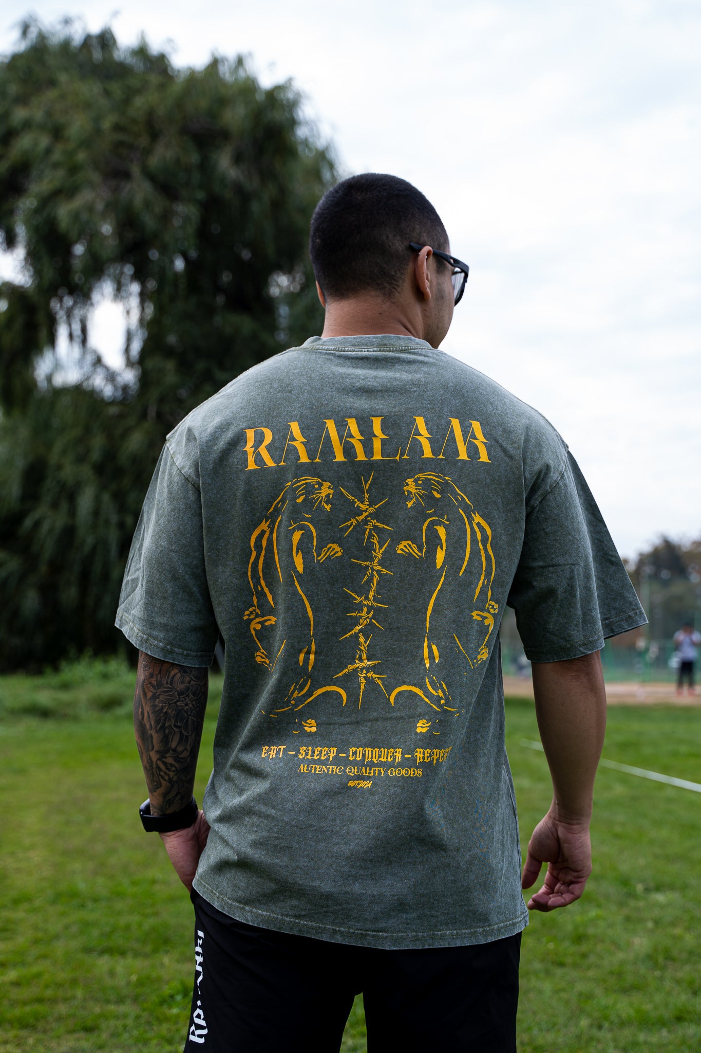 Polera oversize Green/ Yw Panthers