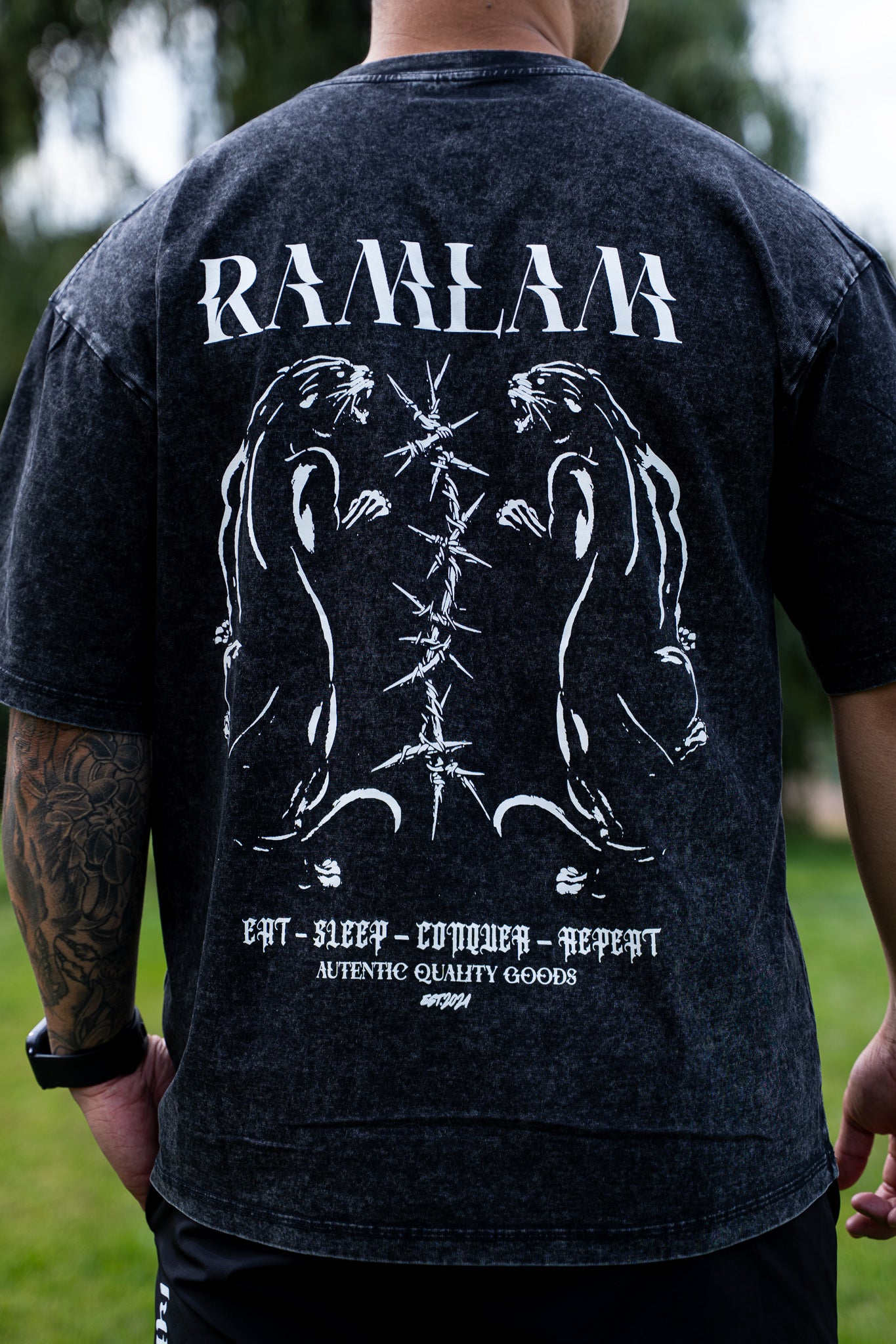 Polera oversize Black/ Wt Panthers